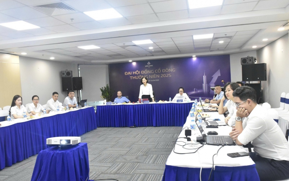 Công ty Rivera Homes tổ chức Hội nghị sơ kết 6 tháng đầu năm 2025